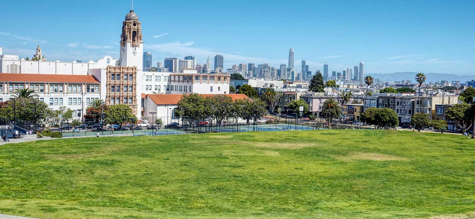 4. Entspanne dich im Mission Dolores Park