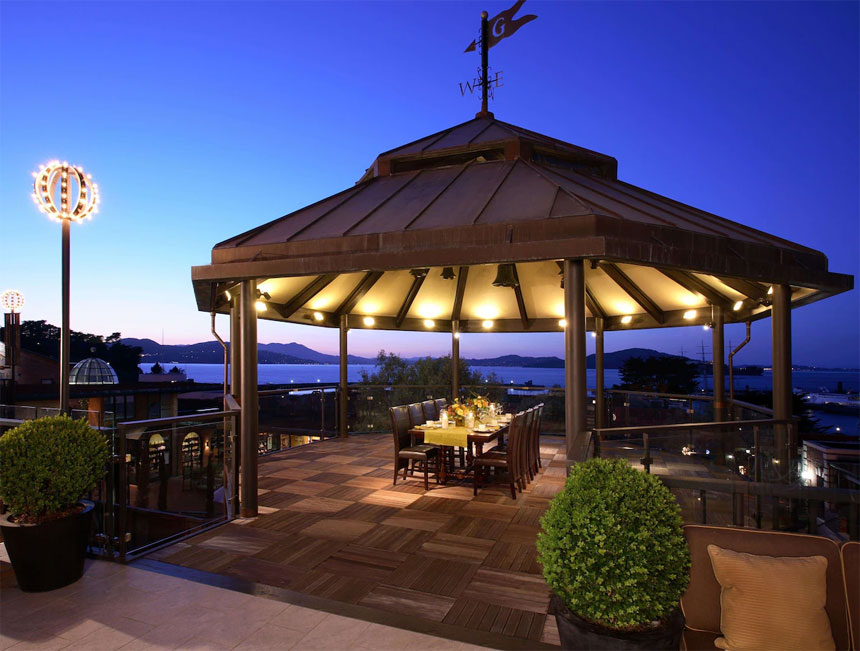 Fairmont Heritage Place, Ghirardelli Square